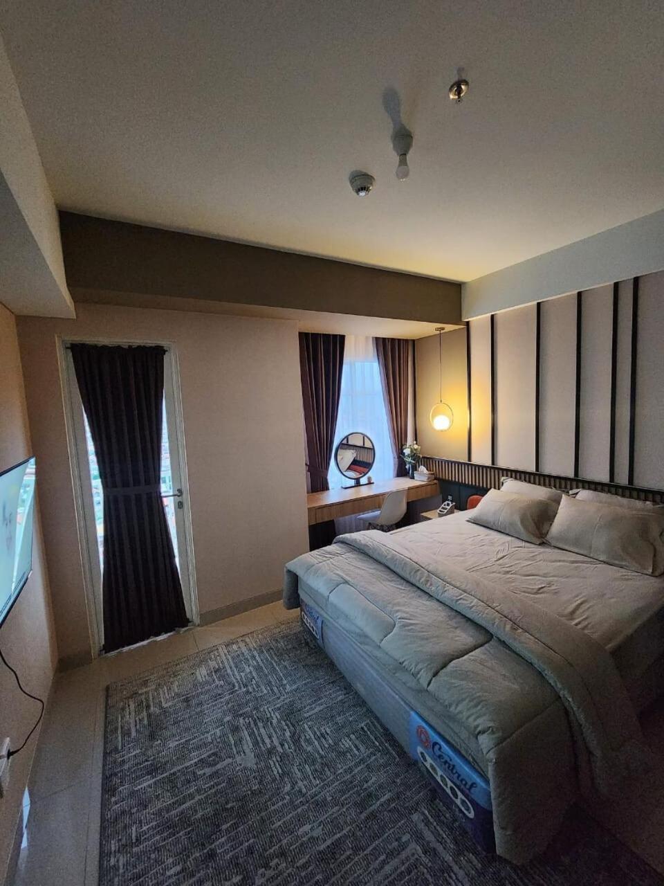 Spacious Comfortable South